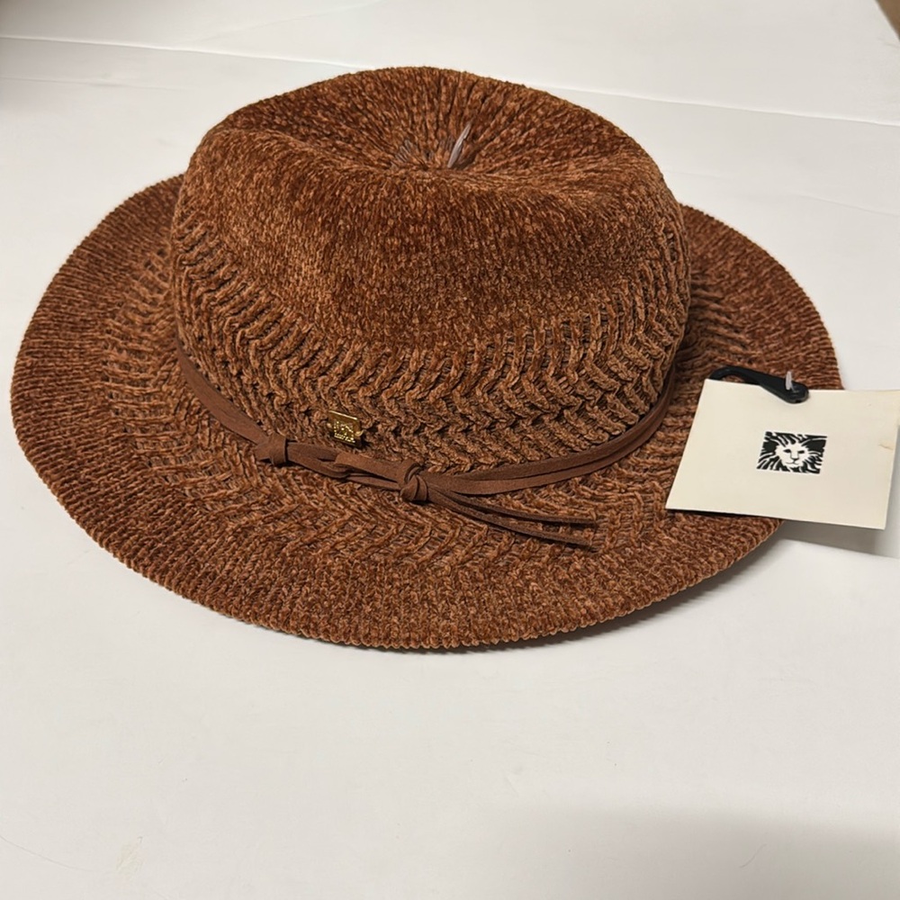 NWT Anne Klein Fedora in Chenille